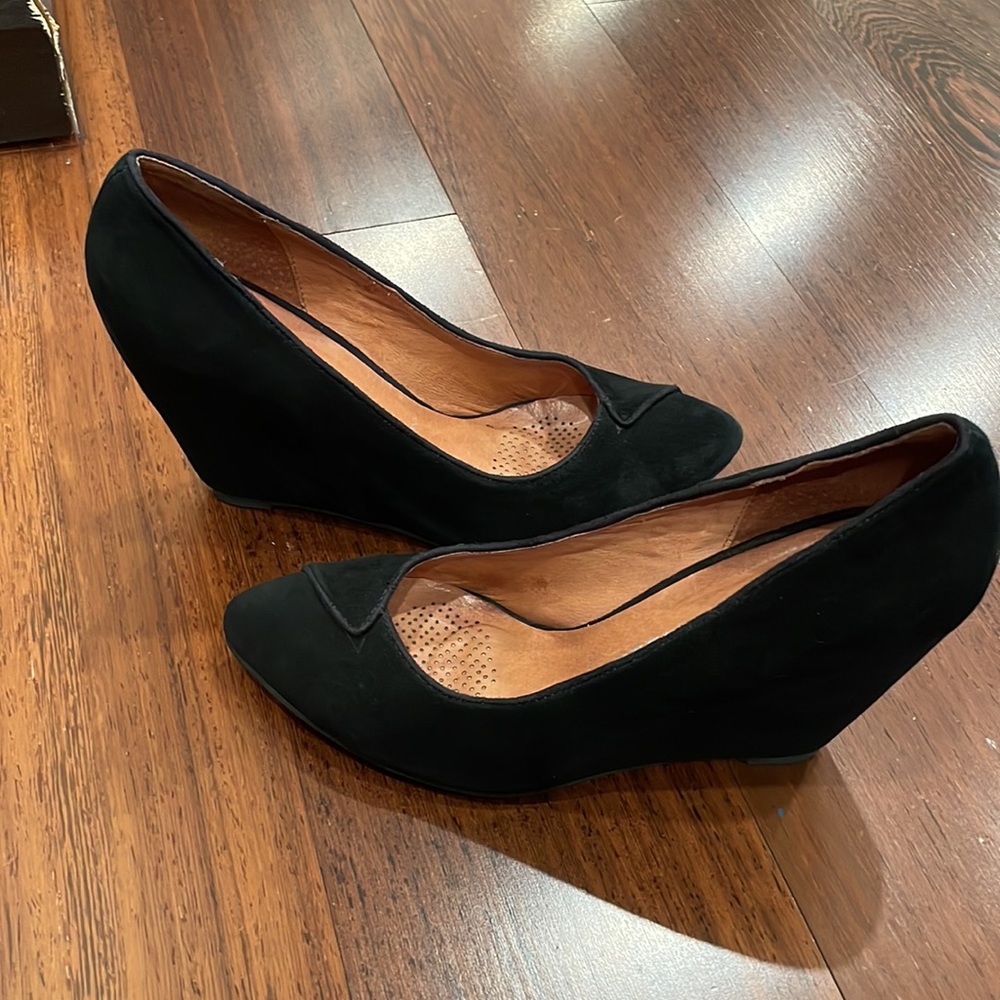Jeffrey Campbell shoes!!!